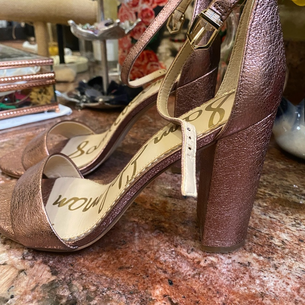 Sam Edelman shimmering rose gold Peep-Toe Slingback Heels